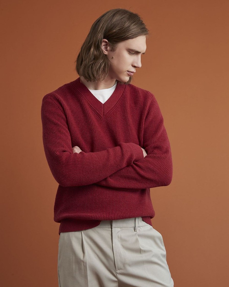 Men r.w. & co. Sweaters & Cardigans | Gender-Neutral Red V-Neck Sweater Htr Pop Red