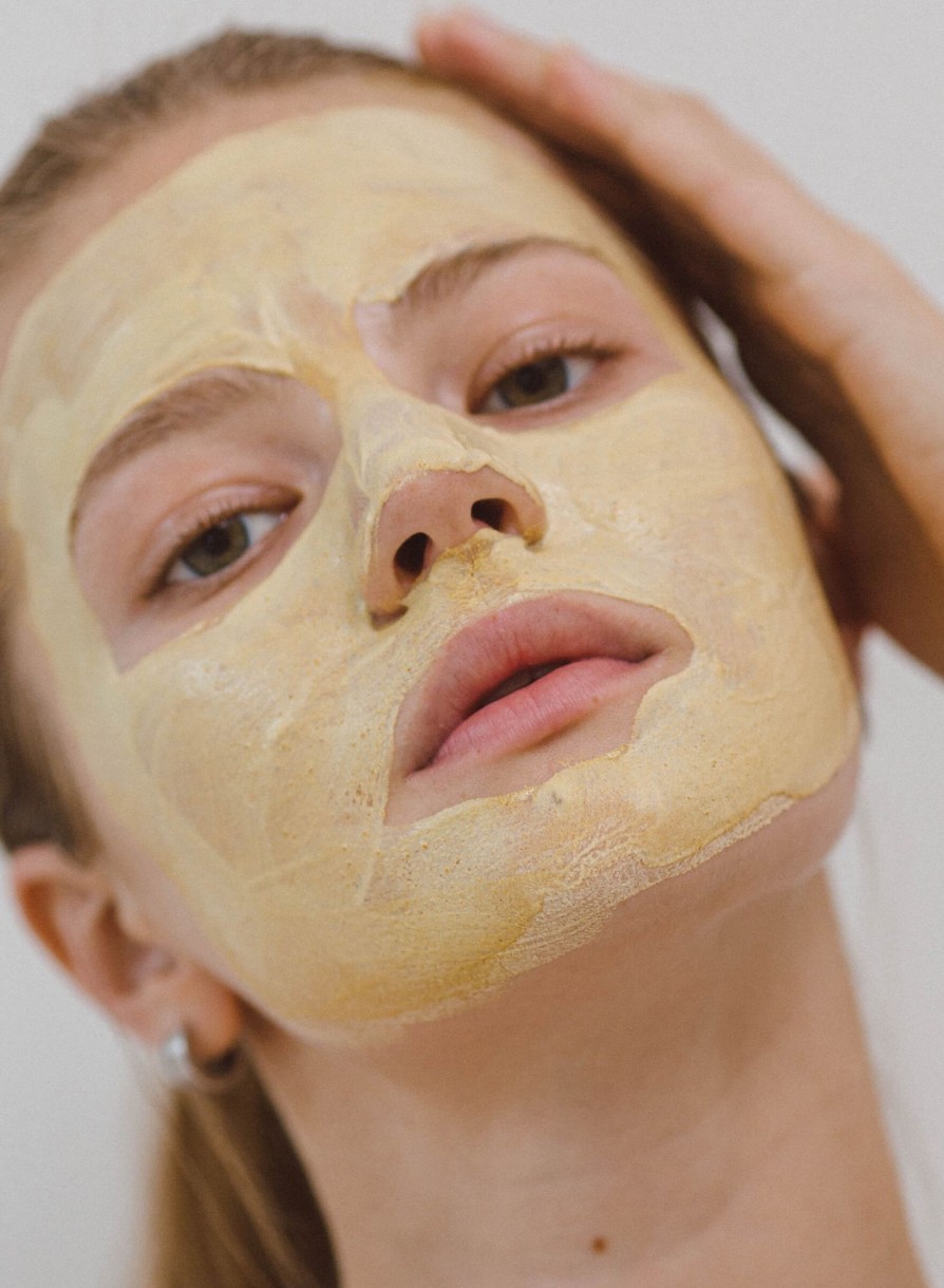 Women yellow beauty | Yellow Beauty Glow Dust Face Mask Medium Yellow