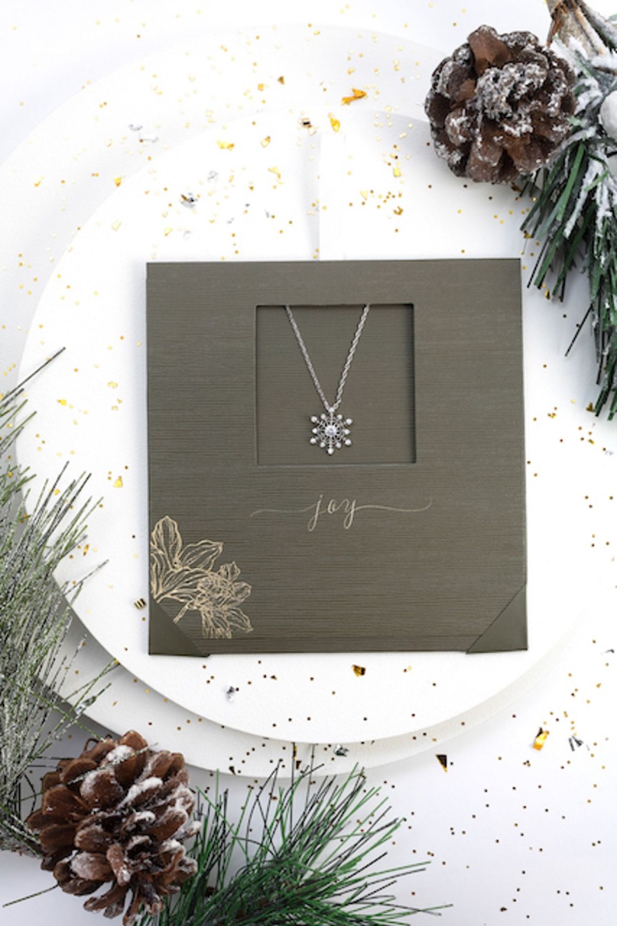 Women callura Jewelry | Holiday Gift Evenlope With Clear Crystal Ornate Snowflake Pendant Necklace - Callura Silver