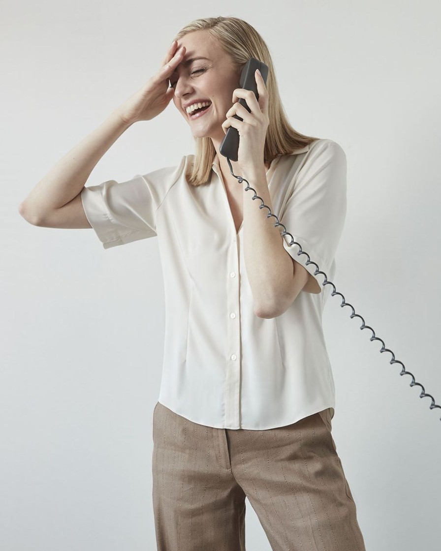 Women r.w. & co. Blouses & Shirts | Short-Sleeve Button-Down Sateen Blouse Rose Dust