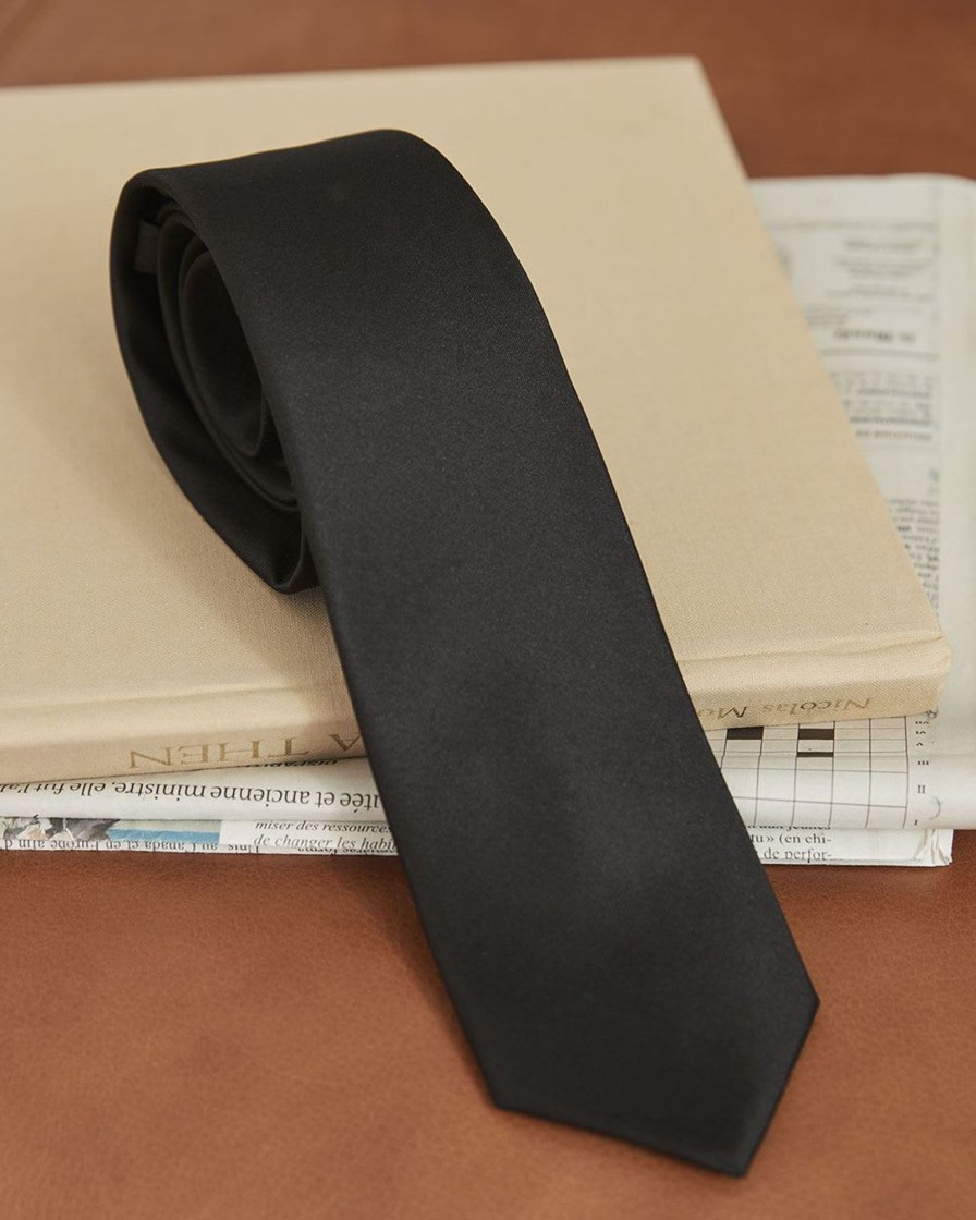 Men r.w. & co. Ties & Bow Ties | Regular Dark Solid Tie Black